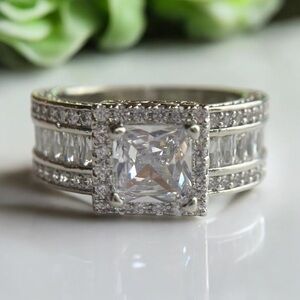 Silver plated CZ halo & baguette ring-beautiful bling various sizes available